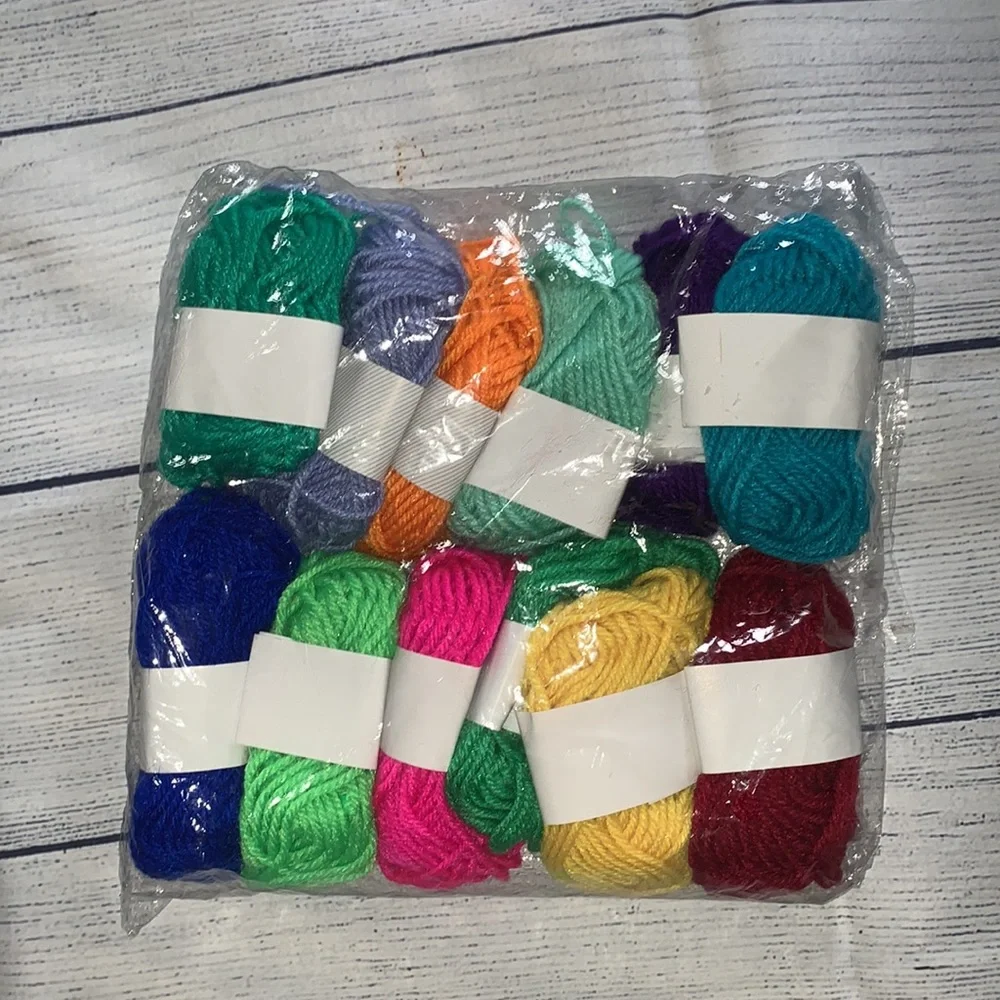 Mini Yarn Bundles (2) NWT - Picture 4 of 4